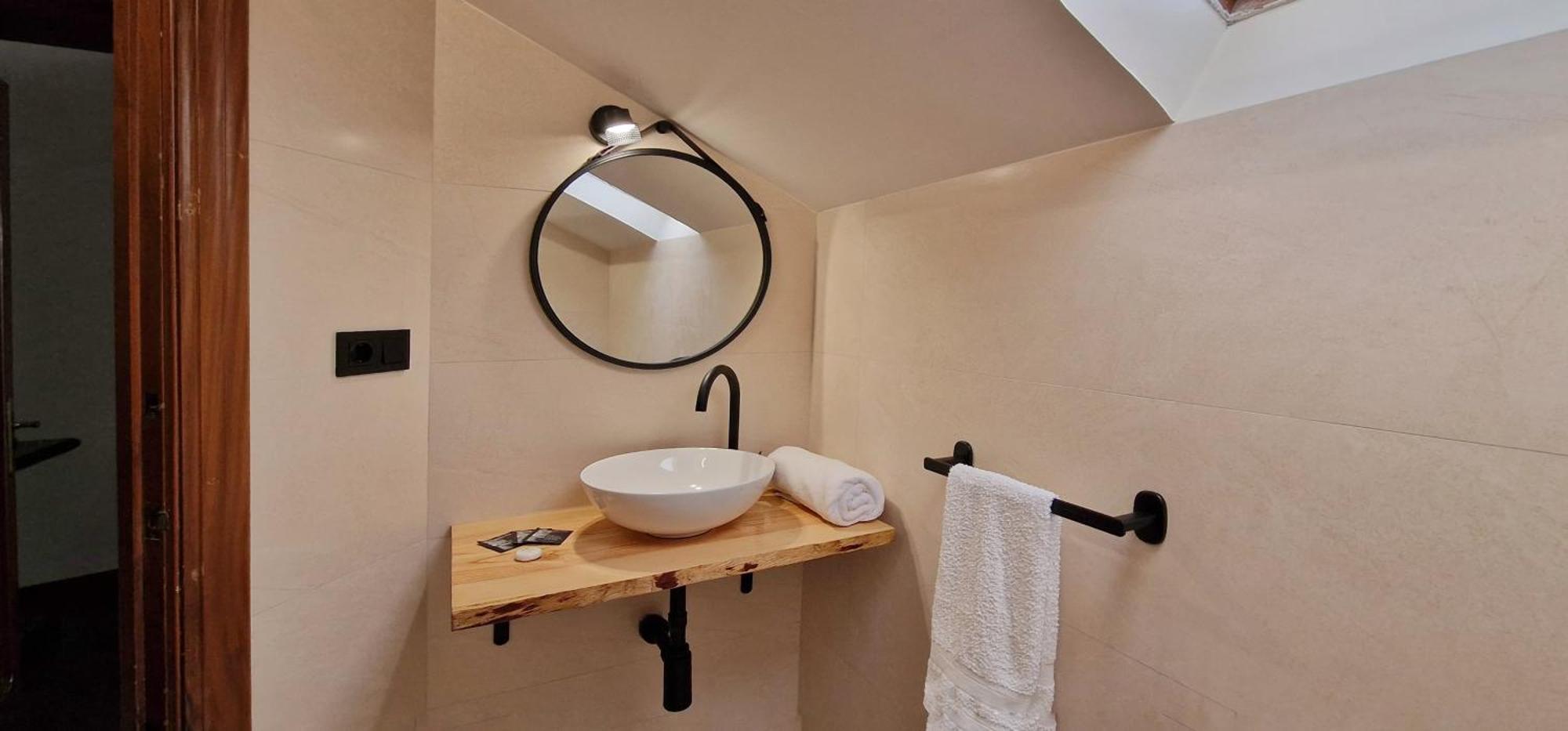 Cosma House Hotel Hinojedo Стая снимка