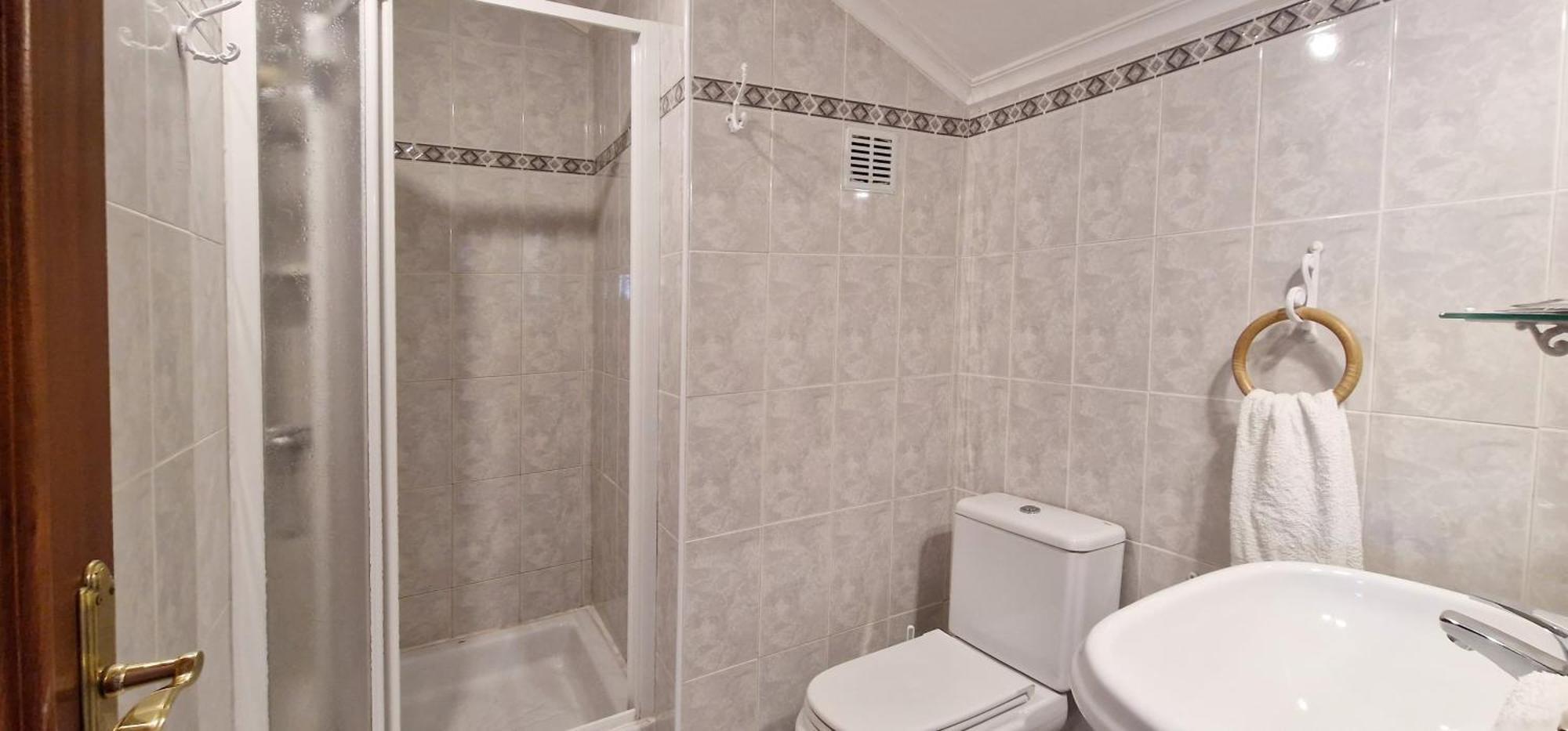 Cosma House Hotel Hinojedo Стая снимка
